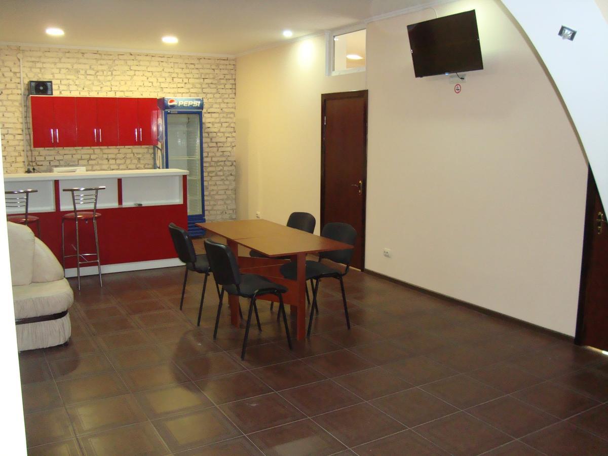 Hostel Sofia Zhytomyr Bagian luar foto